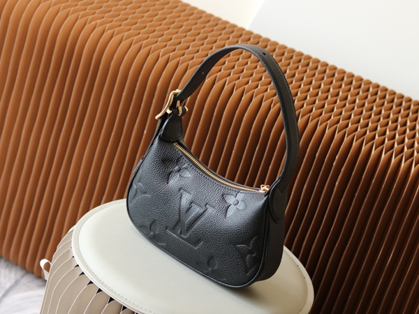 ルイヴィトンバッグ側面デザイン